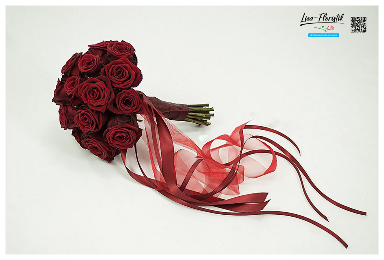 Runder Brautstrauß mit roten Ecuador Rosen Red Naomi