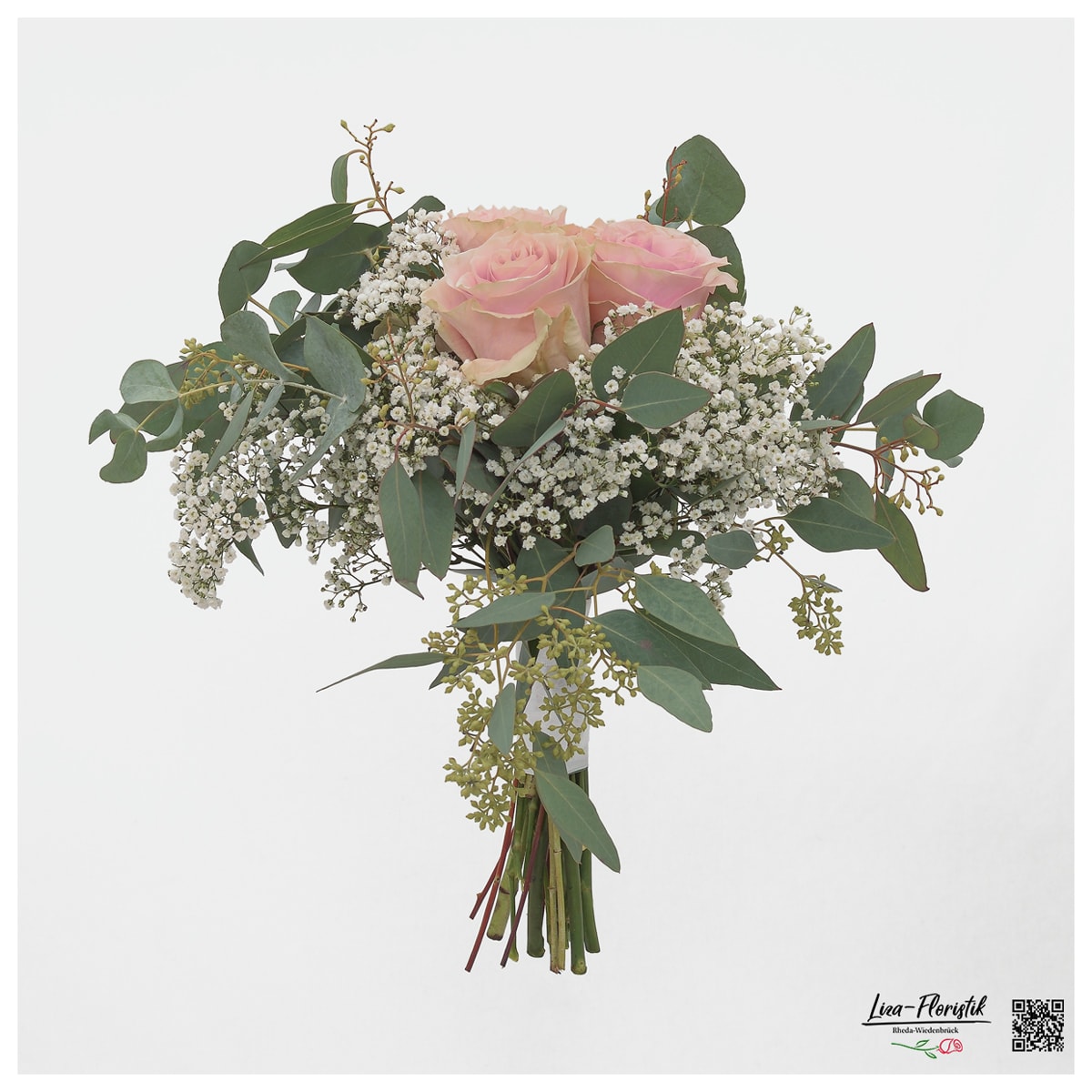 Brautstrauß mit rosa Rosen, weißem Schleierkraut und Eukalyptus / Beeren